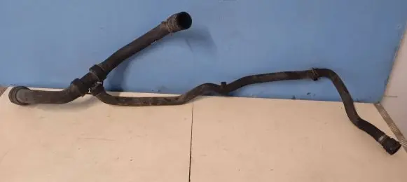 Volvo V70 Engine coolant pipe/hose 6G918286