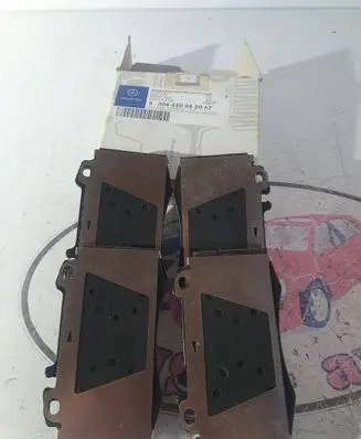 Mercedes-Benz ML W163 Brake pads (front) A044420042067