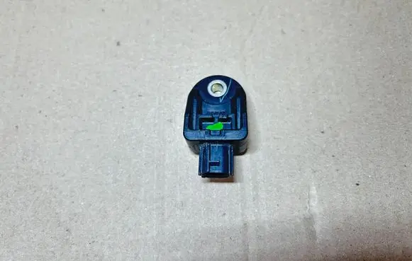 Toyota Prius (XW30) Airbag deployment crash/impact sensor