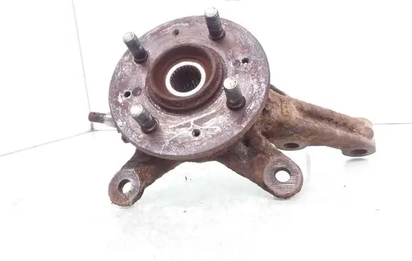 Front wheel hub spindle knuckle