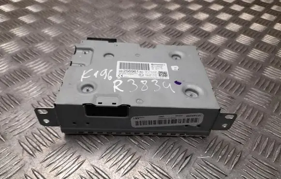 Citroen DS7 Crossback GPS navigation control unit/module 9825696180