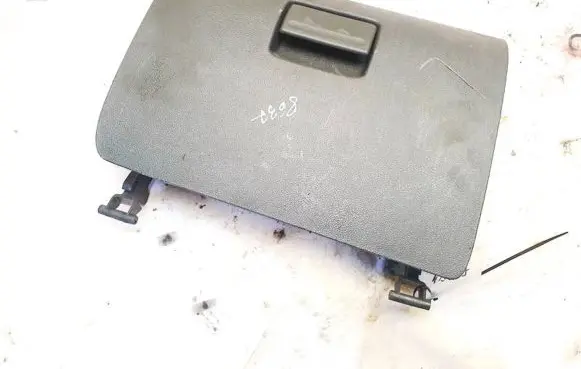 Ford Focus Glove box 0937477145 09-37477145