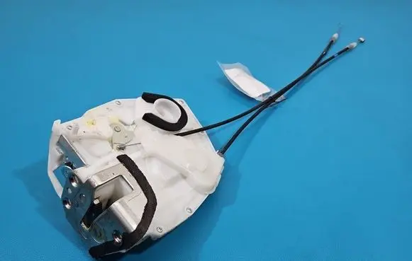 Suzuki SX4 Rear door lock 82301-79J22Y2 IMPRK1525118