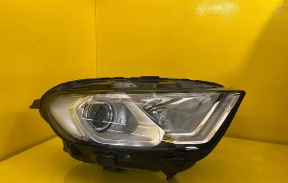 Ford Ecosport Headlight/headlamp GN15-13W029-JE