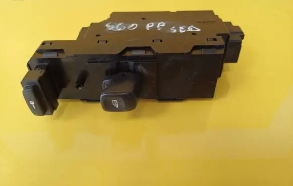 Volvo S60 Electric window control switch 30658147
