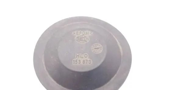 Headlight/headlamp dust cover