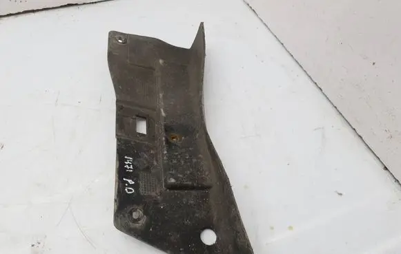 Renault Clio IV Intercooler air guide/duct channel 960154521R