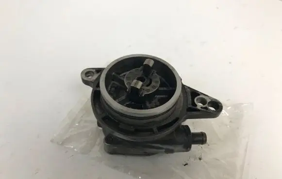 BMW 3 E46 Vacuum pump 2249939 2246126 11662244266