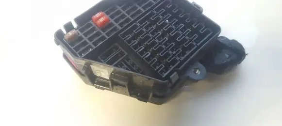 Audi A6 S6 C6 4F Fuse box set 0914223907