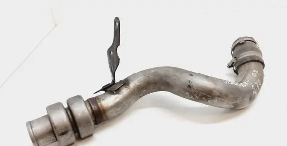 Land Rover Discovery 3 - LR3 Intercooler hose/pipe PEU500140
