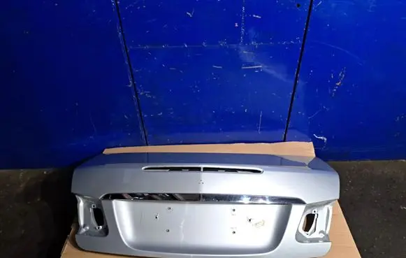 Mercedes-Benz E C207 W207 Tailgate/trunk/boot lid 91127074920 A2077500175