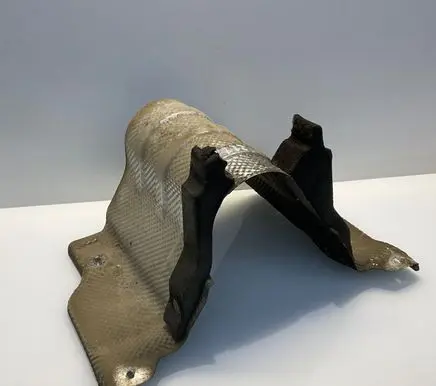 Mercedes-Benz E W211 Exhaust heat shield A2116820571 2116820571