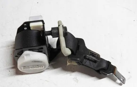 Nissan Qashqai Seat belt trim 89845EY10A