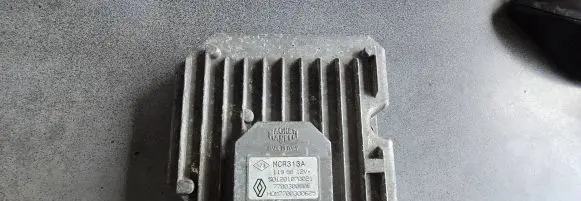 Renault Master II Other control units/modules HOM7700300625 501201070021 1199812V