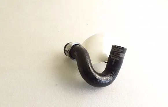 Porsche Panamera (970) Engine coolant pipe/hose 97010642500