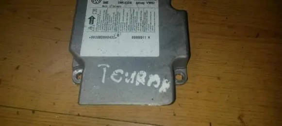 Volkswagen Touran I Airbag control unit/module 1C0909605c 5wk43130