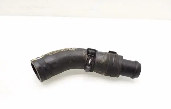 Mercedes-Benz CLA C117 X117 W117 Engine coolant pipe/hose A2702030482
