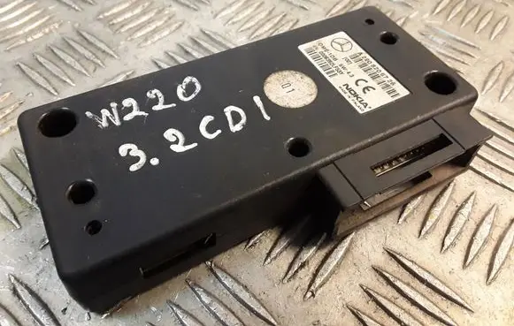 Mercedes-Benz S W220 Phone control unit/module A2208206726 2208206726