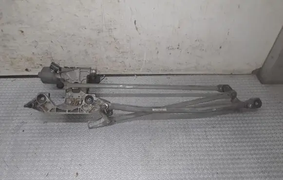 Ford Focus C-MAX Front wiper linkage and motor 3M5117508AA