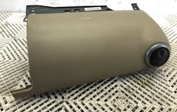 Nissan Note (E11) Passenger airbag