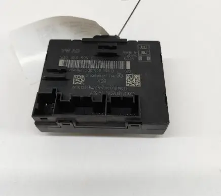 Audi A3 S3 8V Door control unit/module 5Q0959595E 5Q0959595B