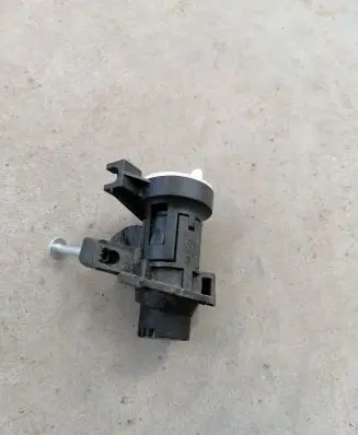 Mercedes-Benz C AMG W204 Tailgate exterior lock A2047500061