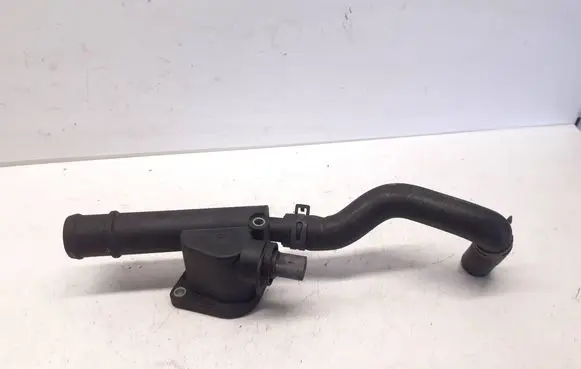 Audi A6 S6 C6 4F Engine coolant pipe/hose 038121132G