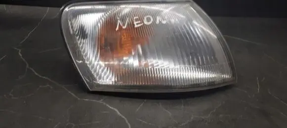 Toyota Carina T190 Front indicator light