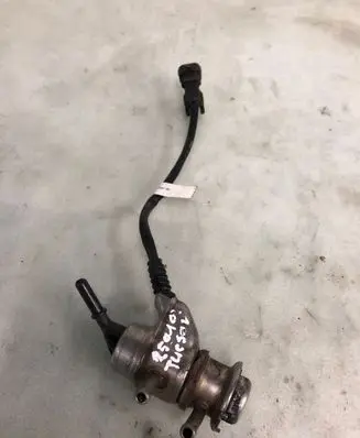 Hyundai Tucson IV NX4 AdBlue injector 296302u100