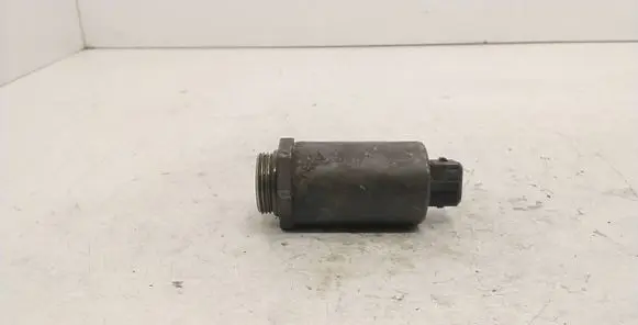 BMW 5 E39 Camshaft vanos timing valve 