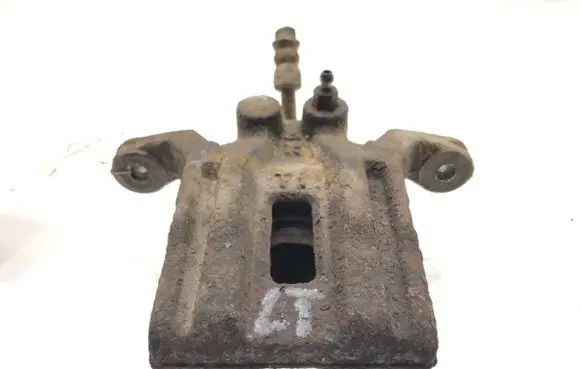 Nissan Pathfinder R51 Rear brake caliper
