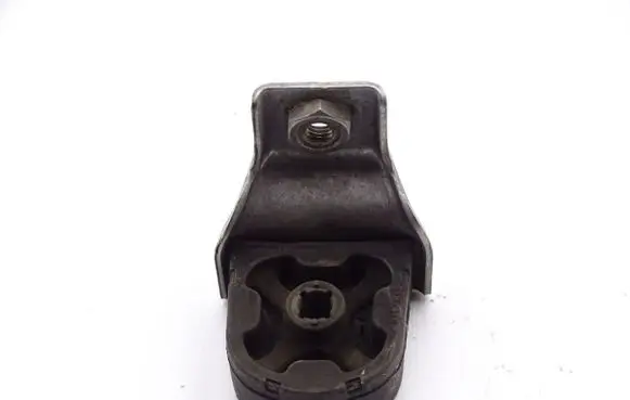 Maserati Quattroporte Muffler mount bracket/holder 670001494