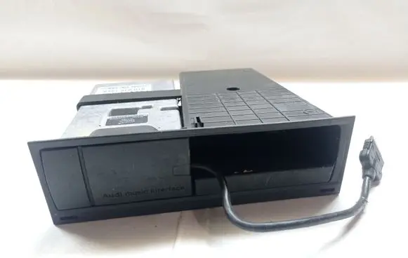 Audi A4 S4 B8 8K Head unit multimedia control 8T0035785A