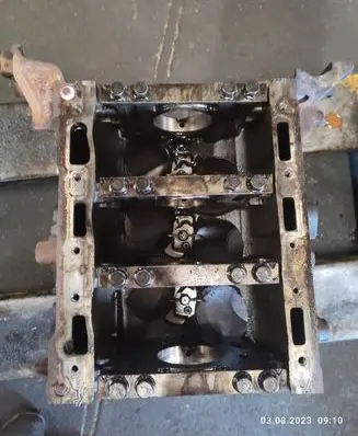 Jaguar S-Type Engine block 4R8Q6015CD