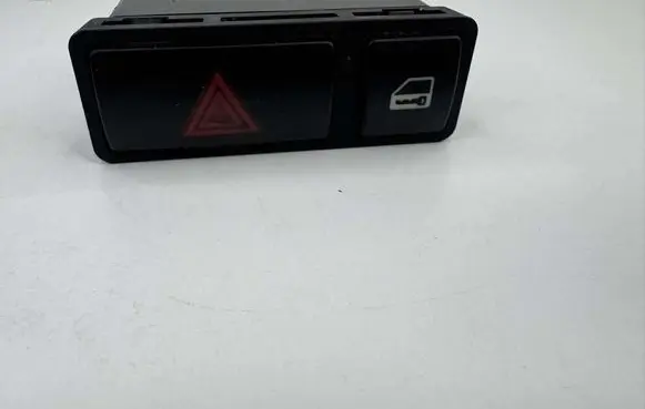 BMW 3 E46 Hazard light switch 8368920