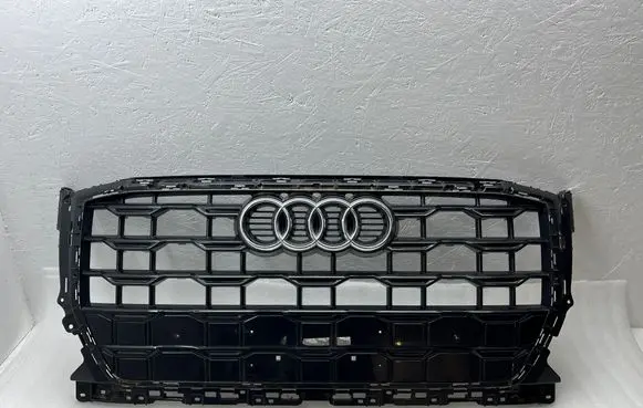 Audi Q2 - Front bumper upper radiator grill 81A853651H