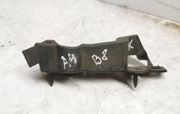 Audi A4 S4 B8 8K Front bumper mounting bracket 8K0807283