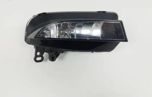 Audi A5 8T 8F Front fog light 8T0941700F 1NE01083202 0108320200400272