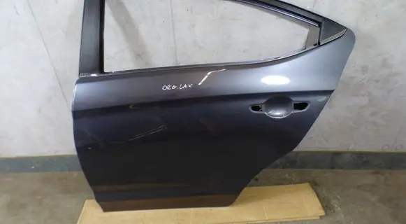 Hyundai Elantra VI Rear door DRZWICAR8578
