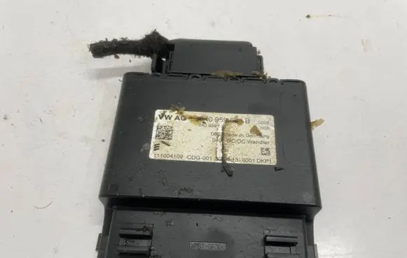 Audi A4 S4 B8 8K Voltage converter/converter module 8K0959663B