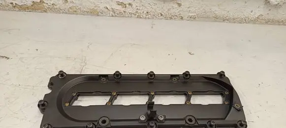 Rocker cam cover