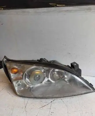 Ford Mondeo Mk III Headlight/headlamp 1S7113005CJ 0301174272
