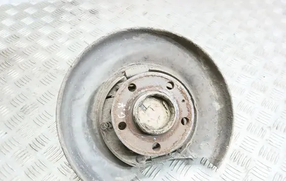 Volvo S60 Rear wheel hub spindle/knuckle 