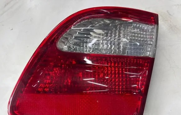 Mercedes-Benz E W211 Tailgate rear/tail lights A2118201464 379504