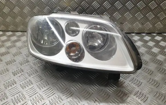 Volkswagen Touran I Headlight/headlamp 0301205202