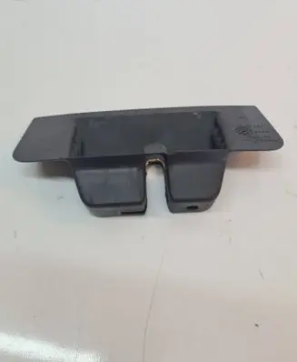 Volvo V70 Tailgate/boot lid lock trim 30753821
