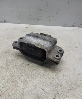 Volkswagen Golf IV Engine mount bracket 1K0199555