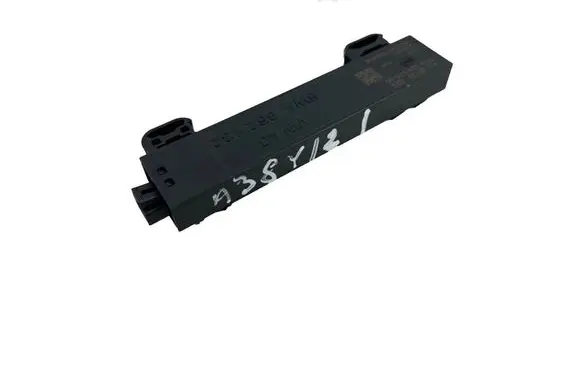 Audi A3 8Y Keyless system antenna 5FA224075 5WA962132