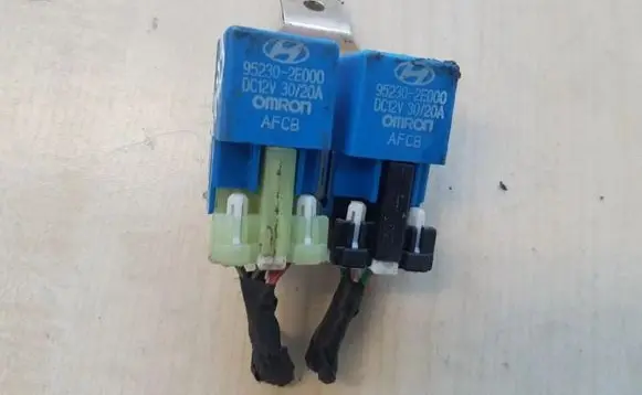 Hyundai Tucson JM Other relay 952302E000 95230-2E000