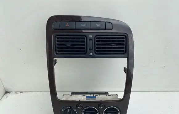 Toyota Avensis T220 Climate control unit 5590005090